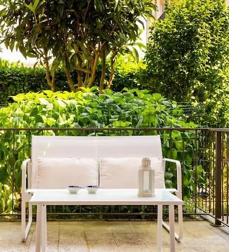 Garden Daire